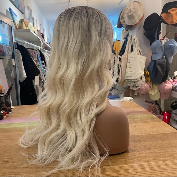 Human hair platinum blonde with dark root wig main image 4